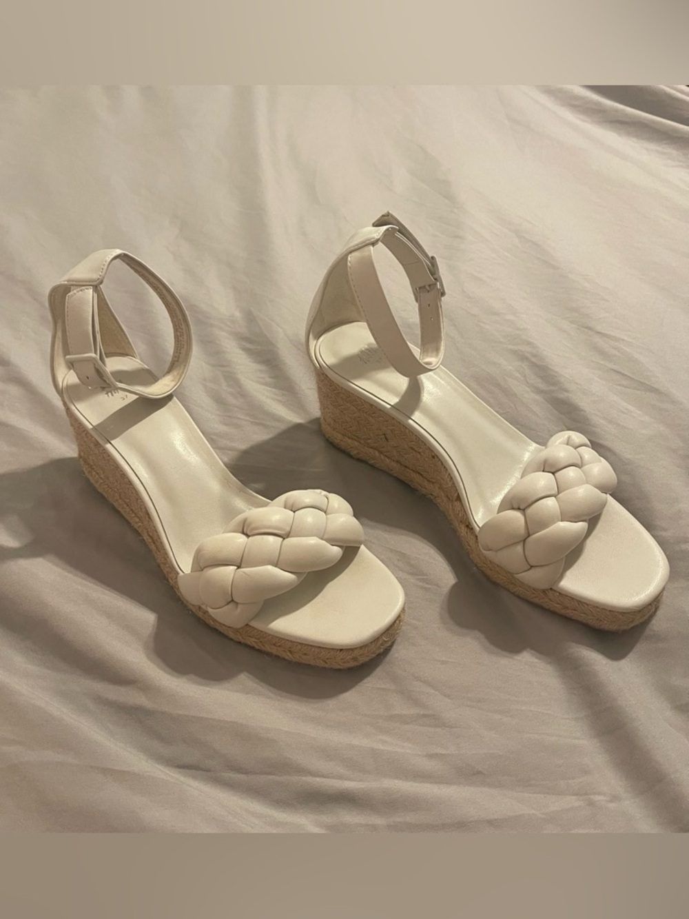 H&M Women’s White Braided Espadrille Wedge Sandals Size 6